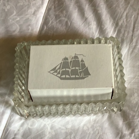 Soap dish vintage beveled glass great condition great lookin - Picture 5 of 6